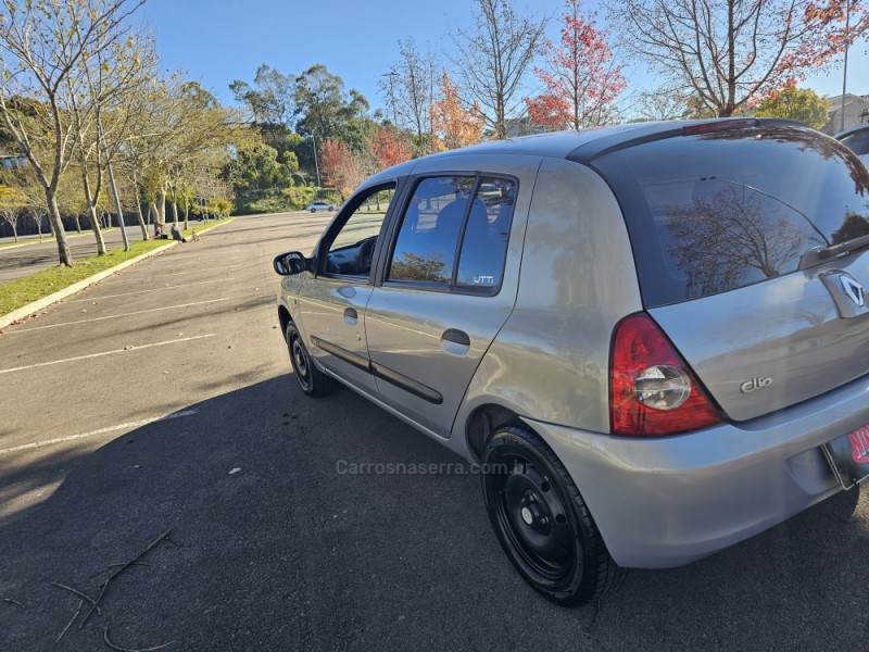 CLIO 1.0 EXPRESSION 16V HI-FLEX 4P MANUAL - 2006 - BENTO GONçALVES