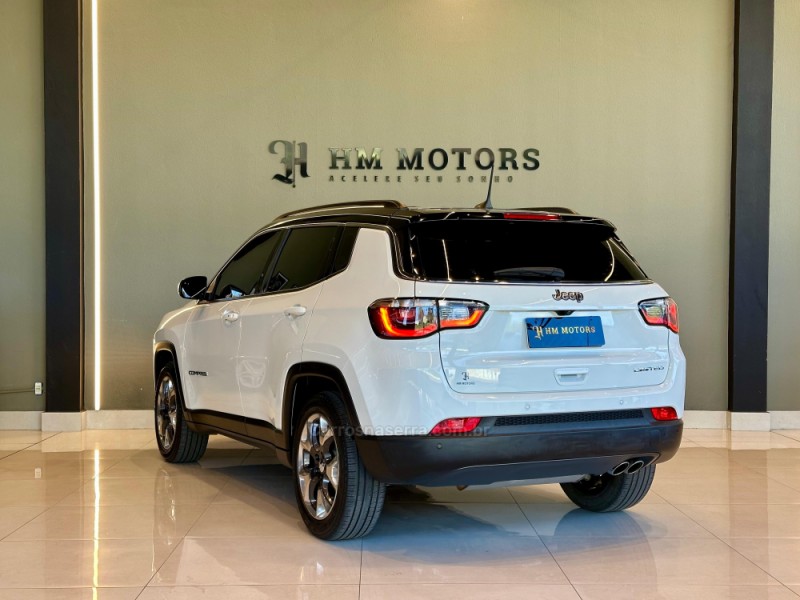 COMPASS 2.0 16V FLEX LIMITED AUTOMÁTICO - 2018 - CAXIAS DO SUL