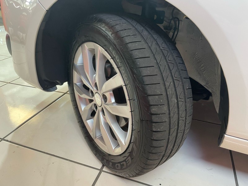 FOX 1.6 MI ROCK IN RIO 8V FLEX 4P MANUAL - 2014 - CAXIAS DO SUL