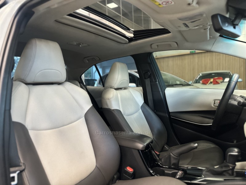 COROLLA 1.8 ALTIS PREMIUM 16V HÍBRIDO 4P AUTOMÁTICO - 2021 - ESTâNCIA VELHA