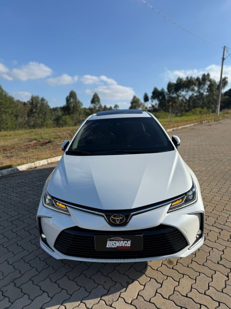 COROLLA 2.0 ALTIS PREMIUM 16V FLEX 4P AUTOMÁTICO - 2023 - BROCHIER