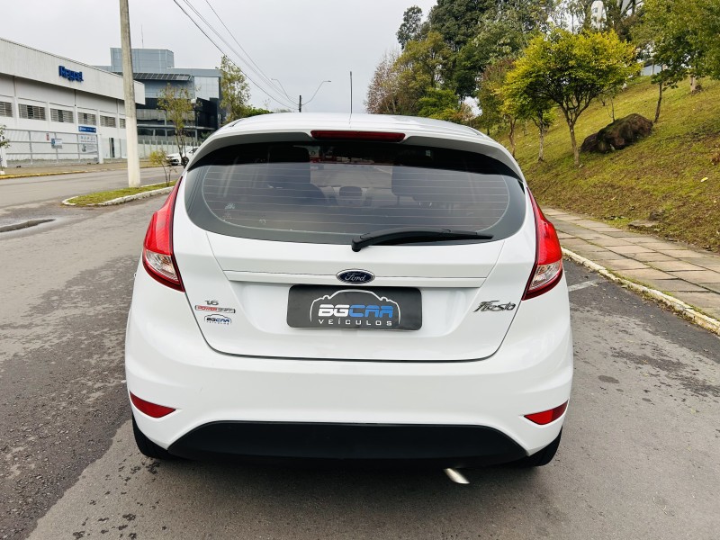 FIESTA 1.6 SE HATCH 16V FLEX 4P AUTOMÁTICO - 2014 - BENTO GONçALVES