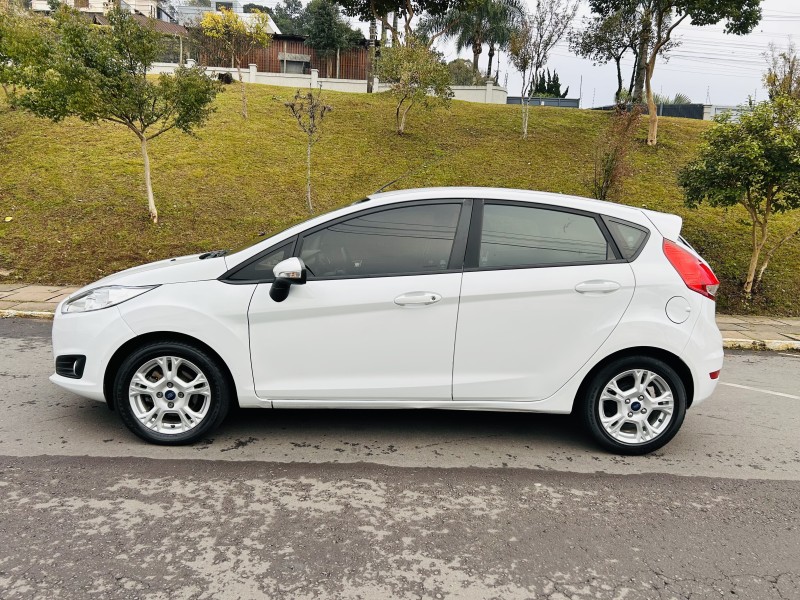 FIESTA 1.6 SE HATCH 16V FLEX 4P AUTOMÁTICO - 2014 - BENTO GONçALVES