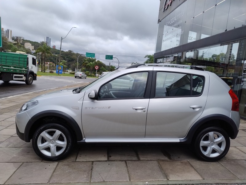 SANDERO 1.6 STEPWAY 16V FLEX 4P MANUAL - 2010 - CAXIAS DO SUL