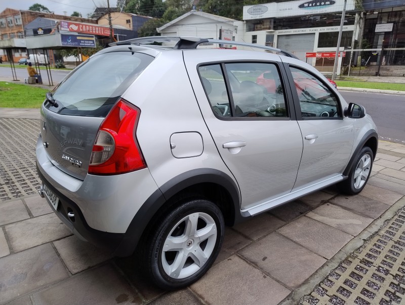 SANDERO 1.6 STEPWAY 16V FLEX 4P MANUAL - 2010 - CAXIAS DO SUL
