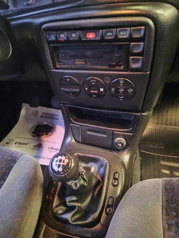 VECTRA 2.2 MPFI GLS 8V GASOLINA 4P MANUAL - 1999 - CAXIAS DO SUL