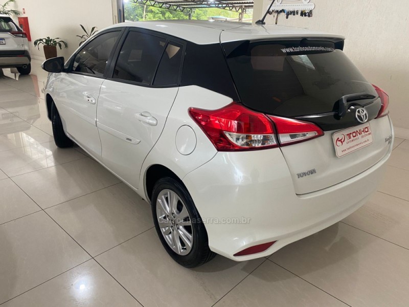 YARIS 1.3 16V FLEX XL PLUS TECH MULTIDRIVE17 - 2019 - LAJEADO