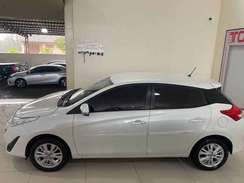 YARIS 1.3 16V FLEX XL PLUS TECH MULTIDRIVE17 - 2019 - LAJEADO