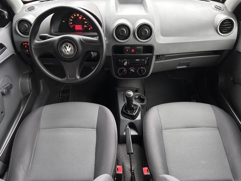 GOL 1.0 MI 8V FLEX 4P MANUAL G.IV - 2013 - TRêS COROAS