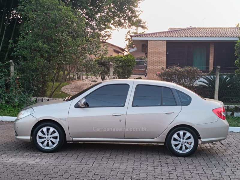 SYMBOL 1.6 PRIVILÈGE 16V FLEX 4P MANUAL - 2013 - IVOTI