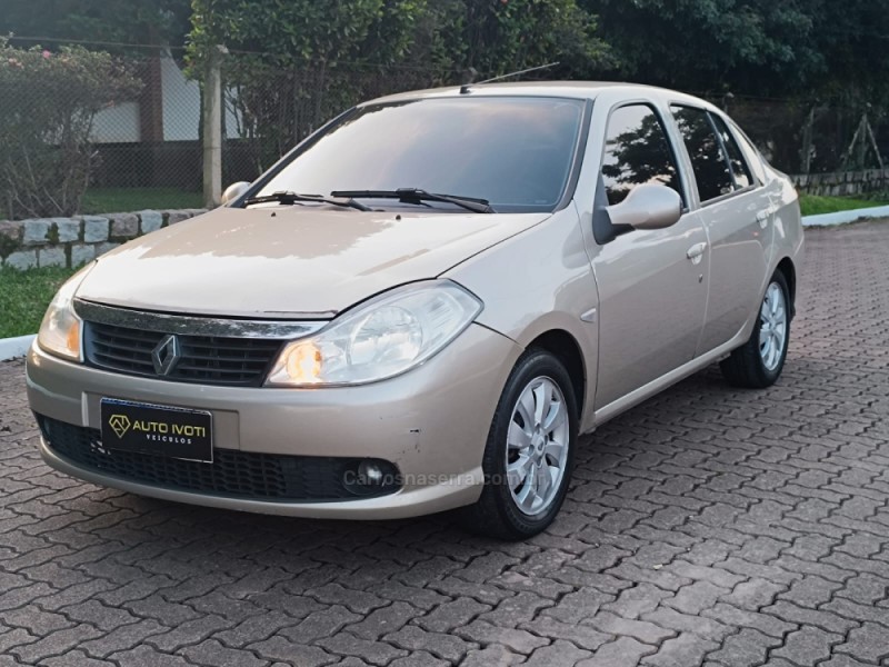 SYMBOL 1.6 PRIVILÈGE 16V FLEX 4P MANUAL - 2013 - IVOTI