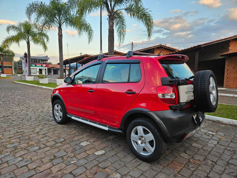 CROSSFOX 1.6 MI FLEX 8V 4P MANUAL - 2010 - VENâNCIO AIRES