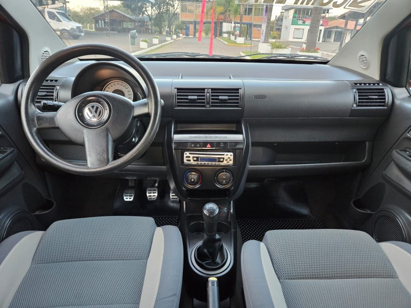 CROSSFOX 1.6 MI FLEX 8V 4P MANUAL - 2010 - VENâNCIO AIRES