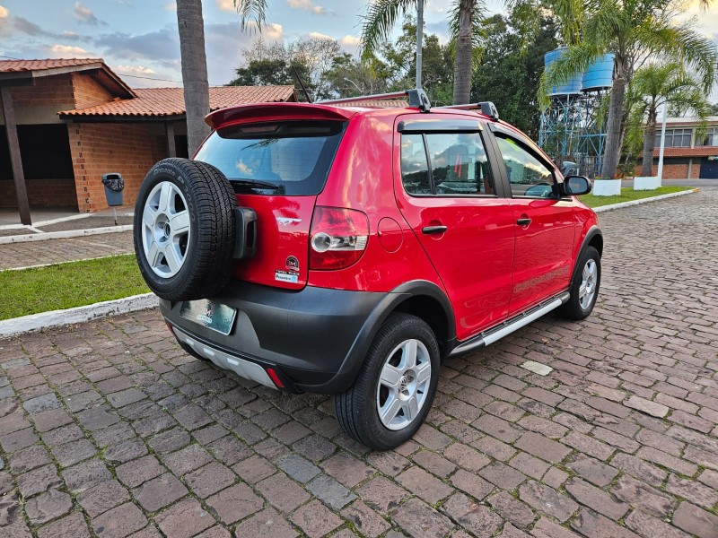 CROSSFOX 1.6 MI FLEX 8V 4P MANUAL - 2010 - VENâNCIO AIRES