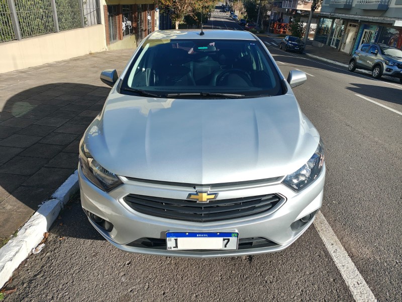 ONIX 1.0 LT PLUS 8V FLEX 4P MANUAL - 2019 - FARROUPILHA