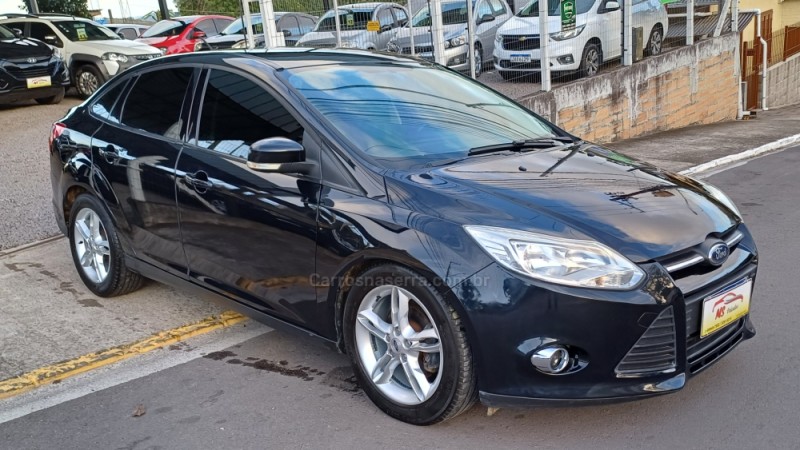 focus 2.0 se sedan 16v flex 4p automatico 2014 farroupilha
