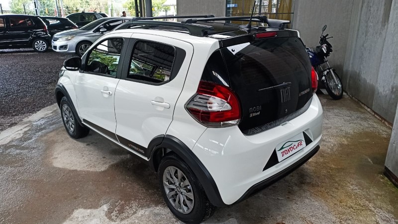 MOBI 1.0 TREKKING 8V FLEX 4P MANUAL - 2022 - CAXIAS DO SUL
