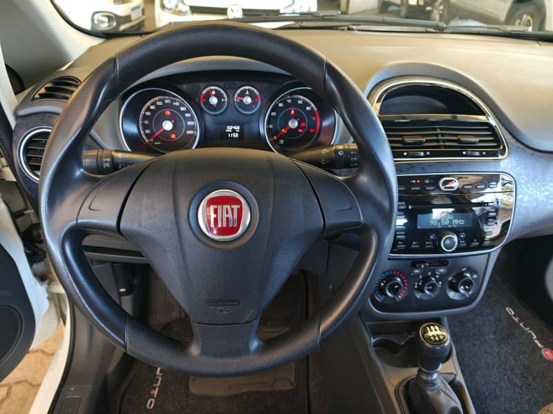 PUNTO 1.4 ATTRACTIVE 8V FLEX 4P MANUAL - 2014 - FARROUPILHA