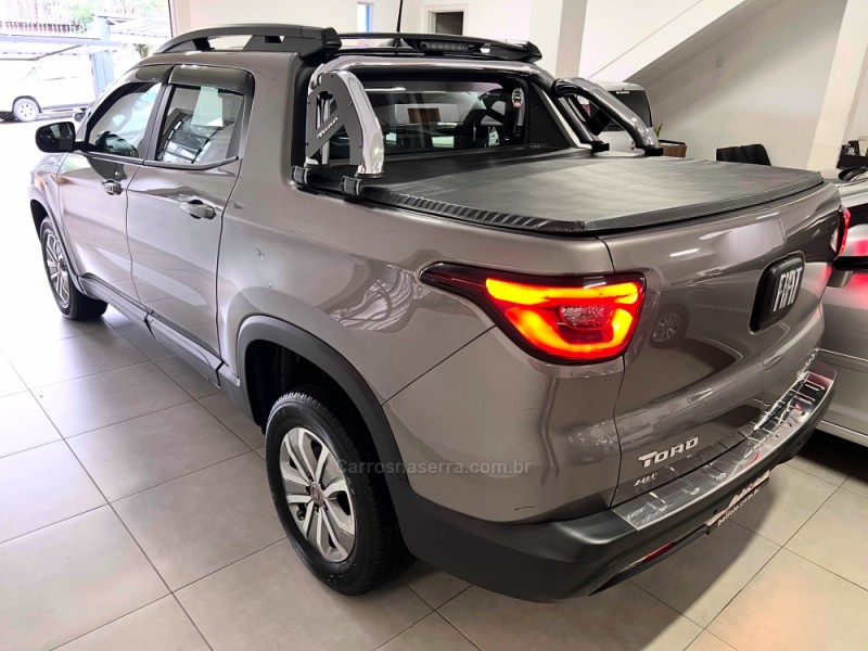 TORO 1.8 16V EVO FLEX FREEDOM AUTOMÁTICO - 2018 - CARLOS BARBOSA