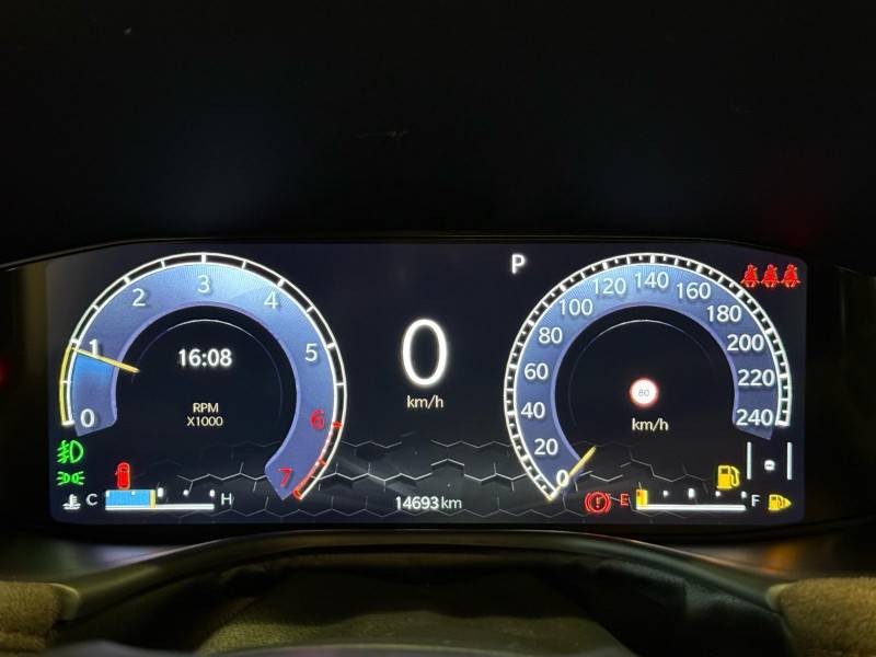 COMMANDER 1.3 OVERLAND T270 16V 4X2 TURBO FLEX 4P AUTOMÁTICO - 2023 - CAXIAS DO SUL