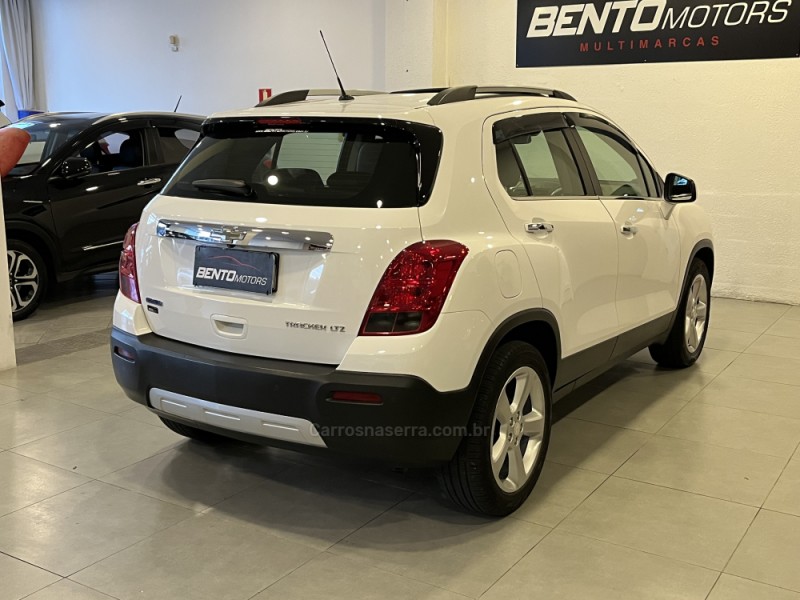 TRACKER 1.8 MPFI LTZ 4X2 16V FLEX 4P AUTOMÁTICO - 2016 - BENTO GONçALVES
