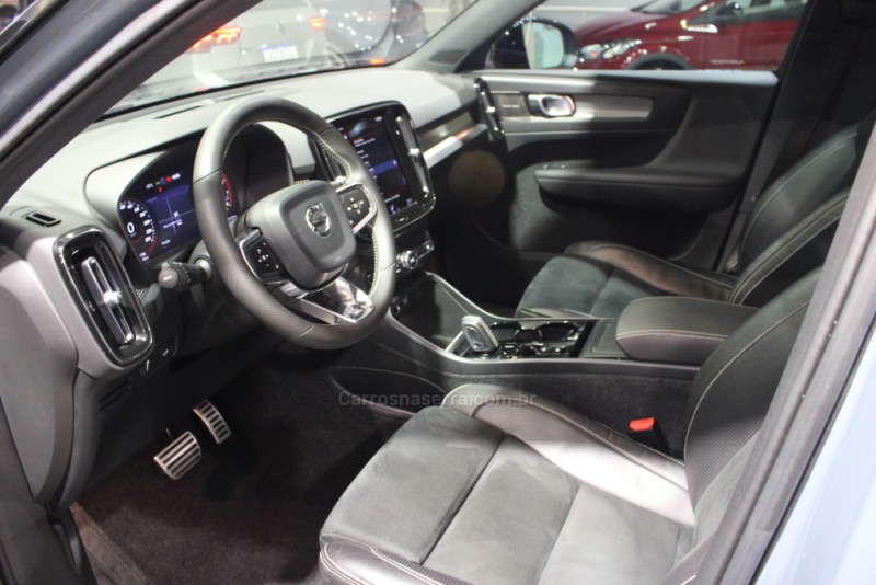 XC 40 2.0 T5 GASOLINA R-DESIGN AWD GEARTRONIC - 2020 - CAXIAS DO SUL