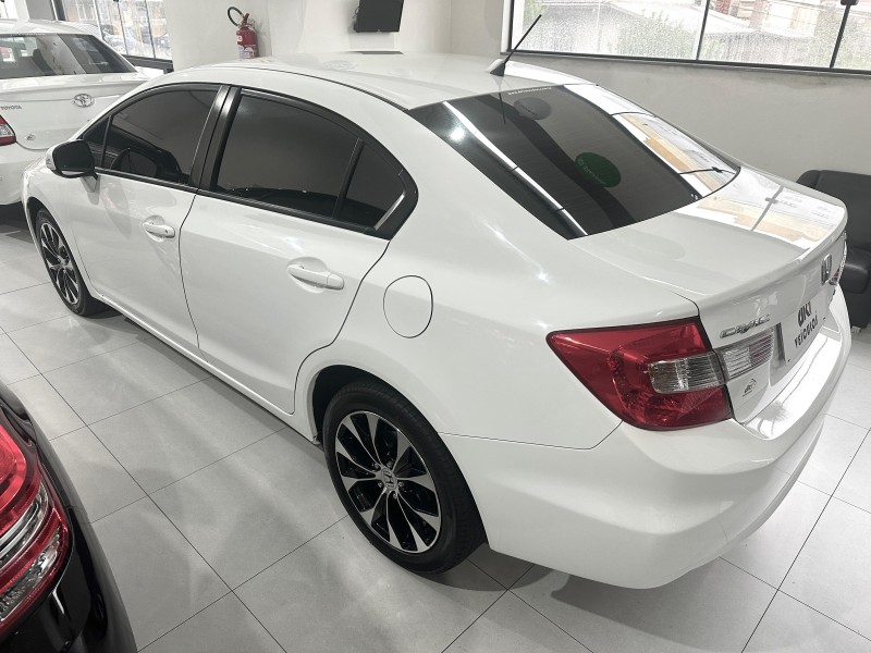CIVIC 2.0 LXR 16V FLEX 4P AUTOMÁTICO - 2015 - CAXIAS DO SUL