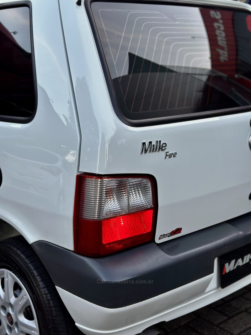 UNO 1.0 MPI MILLE FIRE 8V FLEX 2P MANUAL - 2012 - ESTâNCIA VELHA