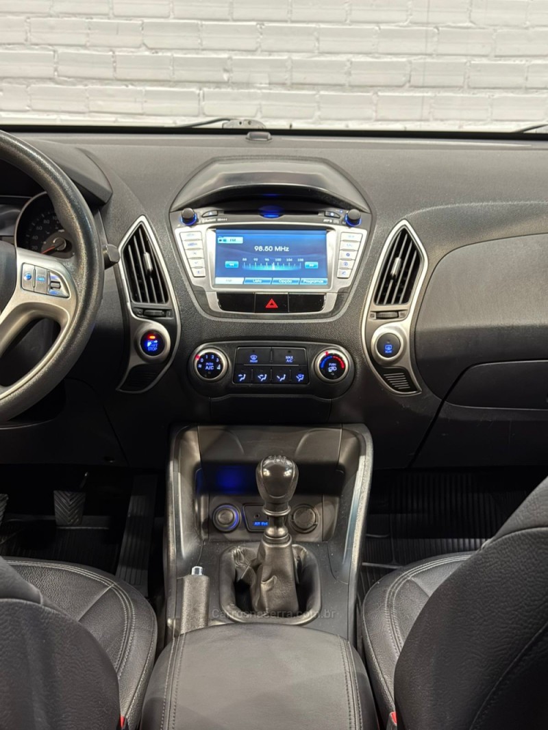 IX35 2.0 MPI 4X2 16V FLEX 4P MANUAL - 2013 - CAXIAS DO SUL