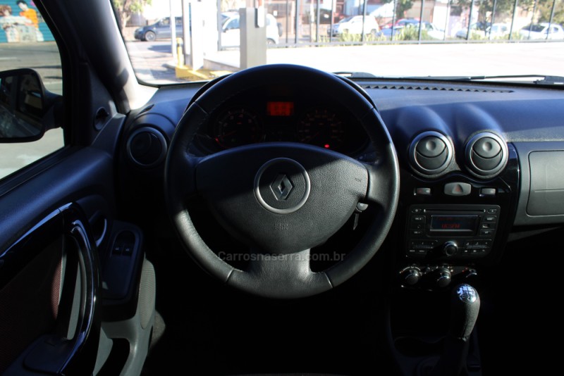 SANDERO 1.6 STEPWAY 16V FLEX 4P MANUAL - 2013 - CAXIAS DO SUL