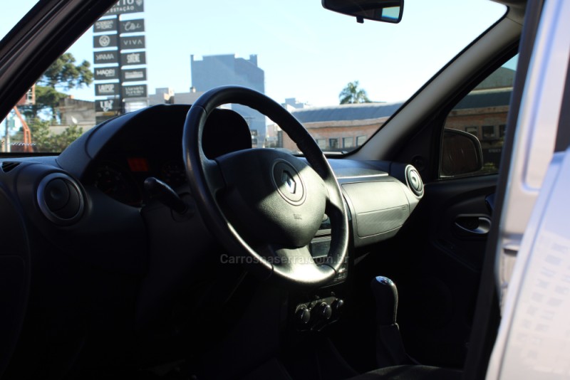 SANDERO 1.6 STEPWAY 16V FLEX 4P MANUAL - 2013 - CAXIAS DO SUL