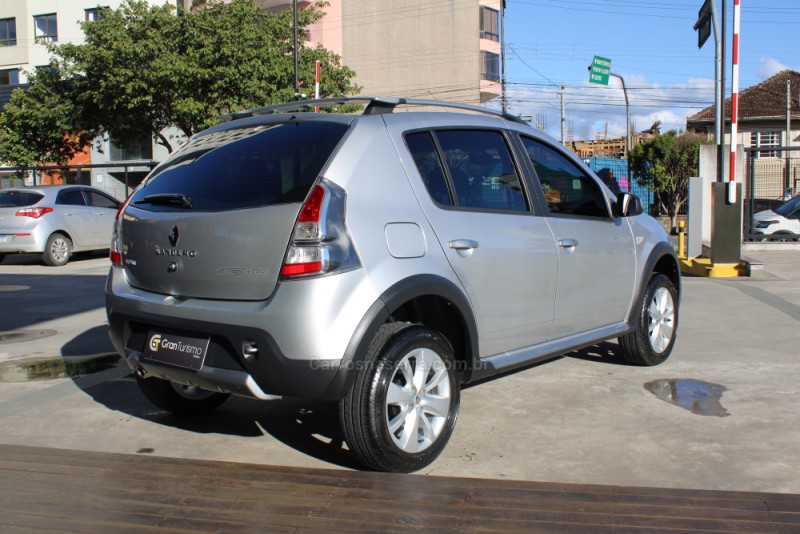 SANDERO 1.6 STEPWAY 16V FLEX 4P MANUAL - 2013 - CAXIAS DO SUL