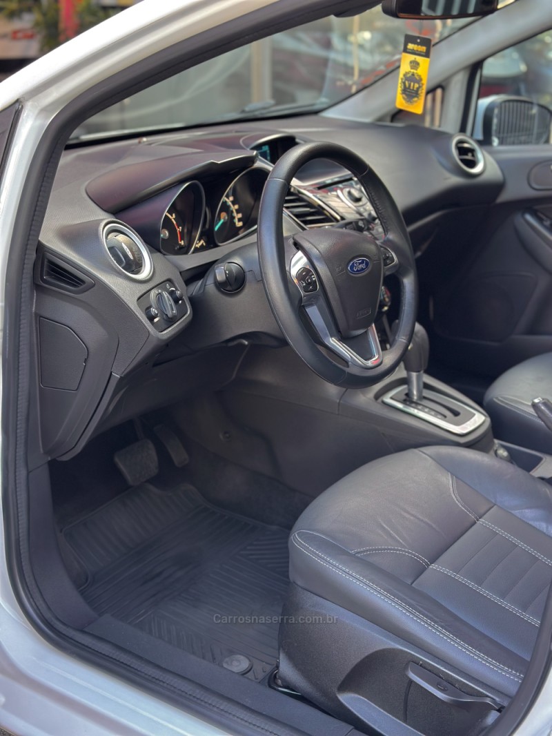 FIESTA 1.6 TITANIUM HATCH 16V FLEX 4P AUTOMÁTICO - 2015 - ESTâNCIA VELHA