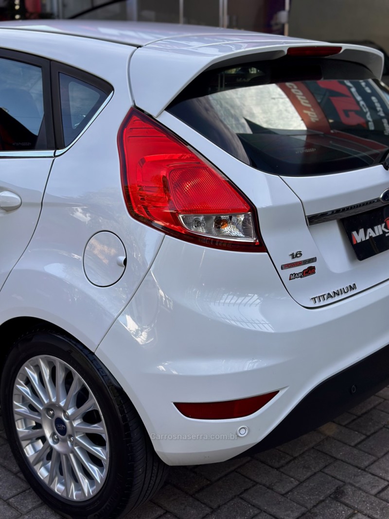 FIESTA 1.6 TITANIUM HATCH 16V FLEX 4P AUTOMÁTICO - 2015 - ESTâNCIA VELHA