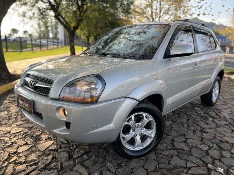 TUCSON 2.0 MPFI GLS 16V 143CV 2WD FLEX 4P AUTOMÁTICO