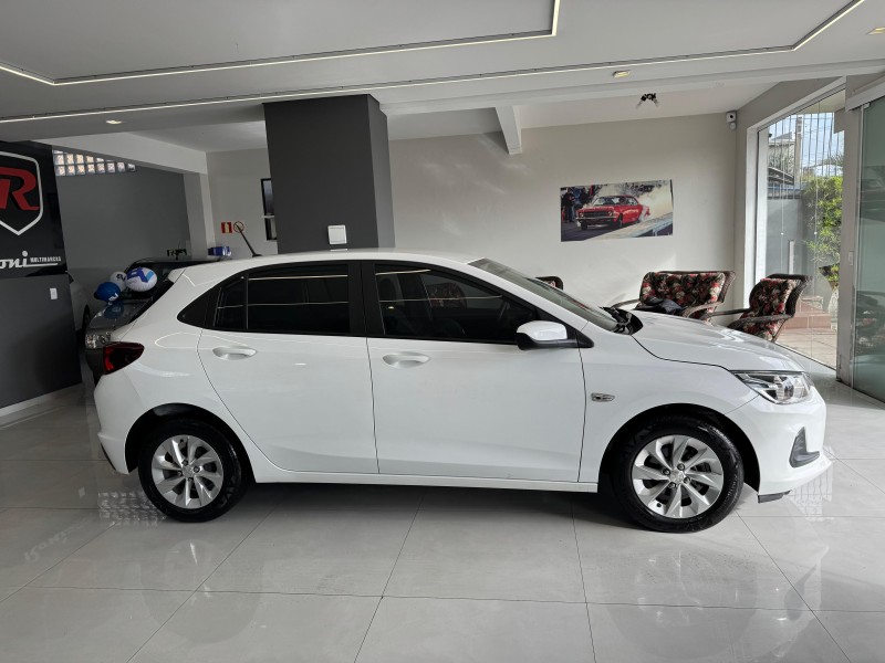 ONIX 1.0 LT 12V TURBO FLEX 4P MANUAL - 2022 - BENTO GONçALVES