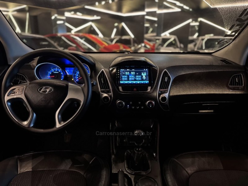 IX35 2.0 MPFI GLS 4X4 16V GASOLINA 4P MANUAL - 2012 - NOVO HAMBURGO