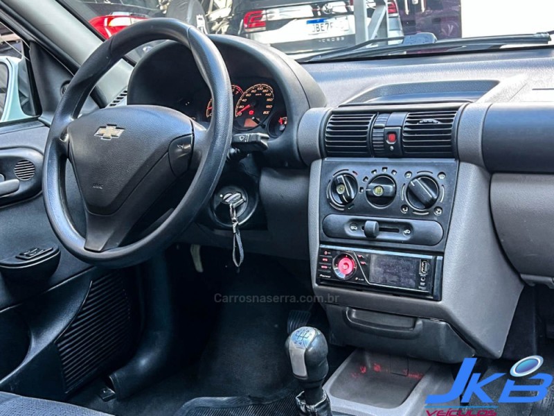 CLASSIC 1.0 MPFI LS 8V FLEX 4P MANUAL - 2016 - NOVO HAMBURGO