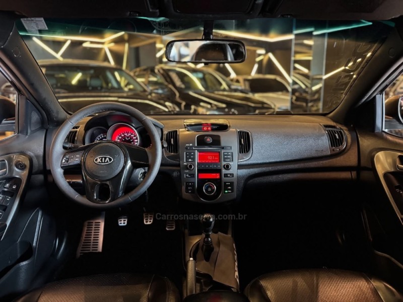CERATO 1.6 SX2 16V GASOLINA 4P MANUAL - 2011 - NOVO HAMBURGO