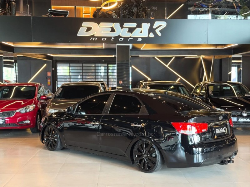 CERATO 1.6 SX2 16V GASOLINA 4P MANUAL - 2011 - NOVO HAMBURGO
