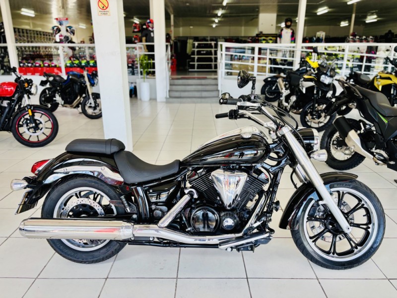 XVS 950A MIDNIGHT STAR 