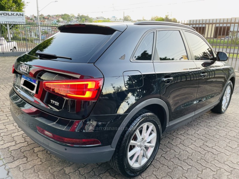 Q3 1.4 TFSI S TRONIC 16V FLEX 4P AUTOMATICO - 2017 - NOVO HAMBURGO