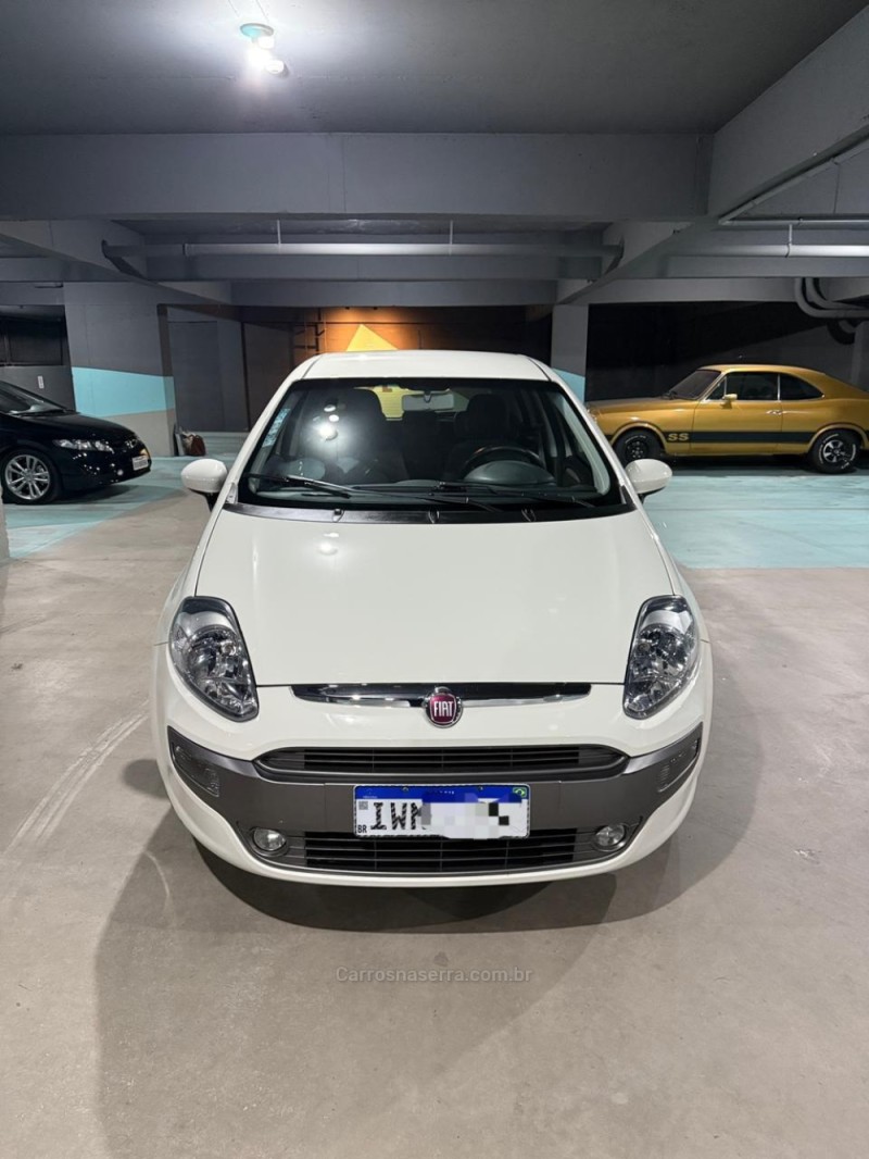 PUNTO 1.6 ESSENCE 16V FLEX 4P MANUAL - 2016 - CAXIAS DO SUL