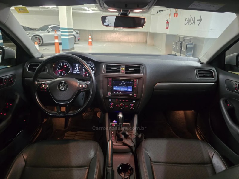 JETTA 1.4 16V TSI COMFORTLINE FLEX 4P TIPTRONIC - 2017 - PORTO ALEGRE