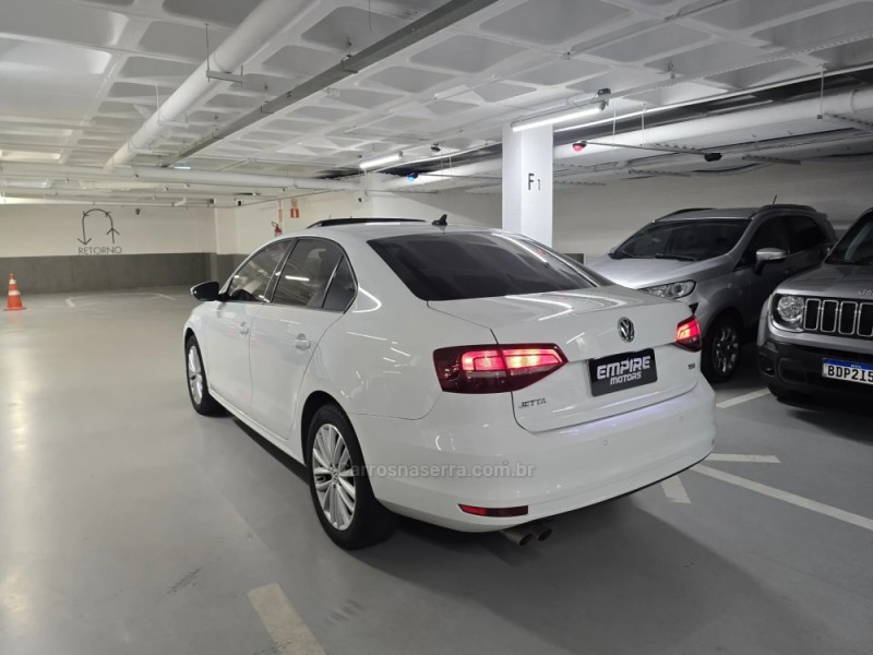 JETTA 1.4 16V TSI COMFORTLINE FLEX 4P TIPTRONIC - 2017 - PORTO ALEGRE