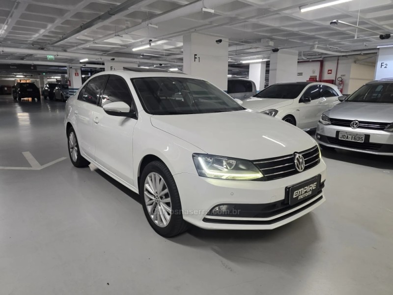 JETTA 1.4 16V TSI COMFORTLINE FLEX 4P TIPTRONIC - 2017 - PORTO ALEGRE