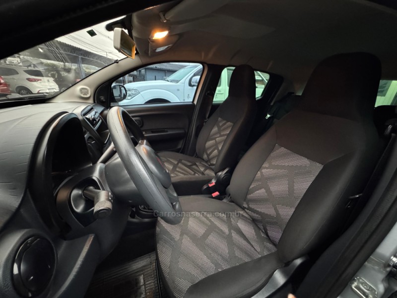 MOBI 1.0 8V EVO FLEX LIKE. MANUAL - 2018 - IGREJINHA