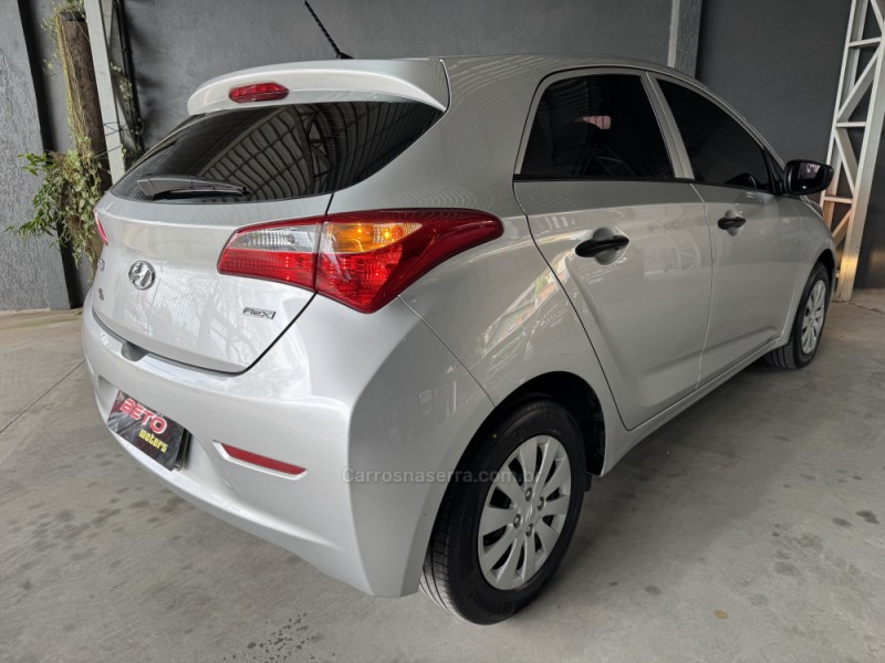 HB20 1.0 COMFORT PLUS 12V FLEX 4P MANUAL - 2014 - NOVO HAMBURGO