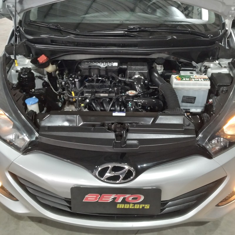 HB20 1.0 COMFORT PLUS 12V FLEX 4P MANUAL - 2014 - NOVO HAMBURGO