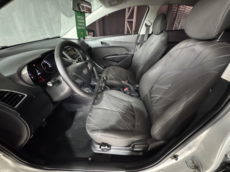 HB20 1.0 COMFORT PLUS 12V FLEX 4P MANUAL - 2014 - NOVO HAMBURGO